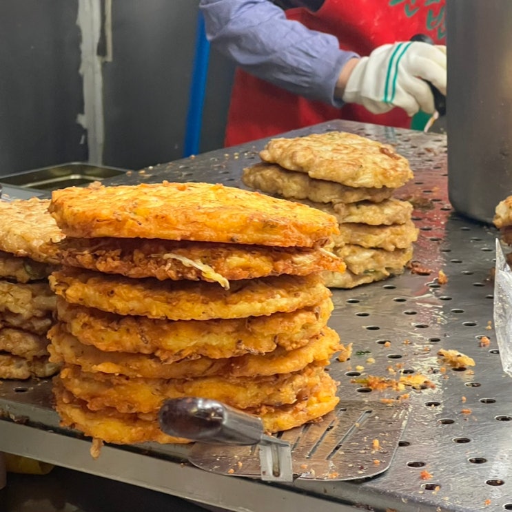  광장시장 원조 순희네 빈대떡 찹쌀꽈배기 맛집
