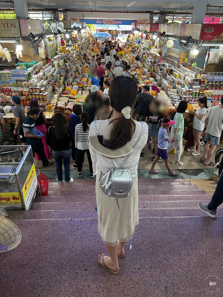  다낭 한시장 쇼핑리스트 - 크록스, 가방, 냄비받침,망고, 짝퉁 등