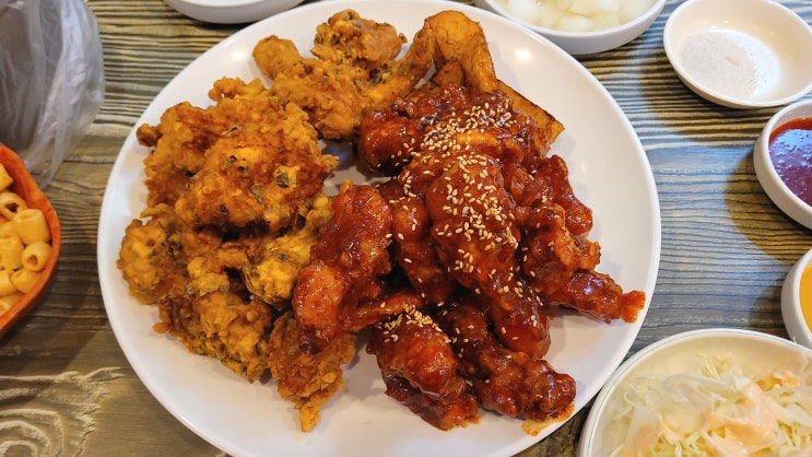 상도역 맛집 토마토호프 깻잎치킨과 양념치킨 먹은 후기