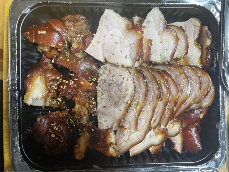 [울산 동구 배달] 부평족발 | 족발+매운양념족발(大)
