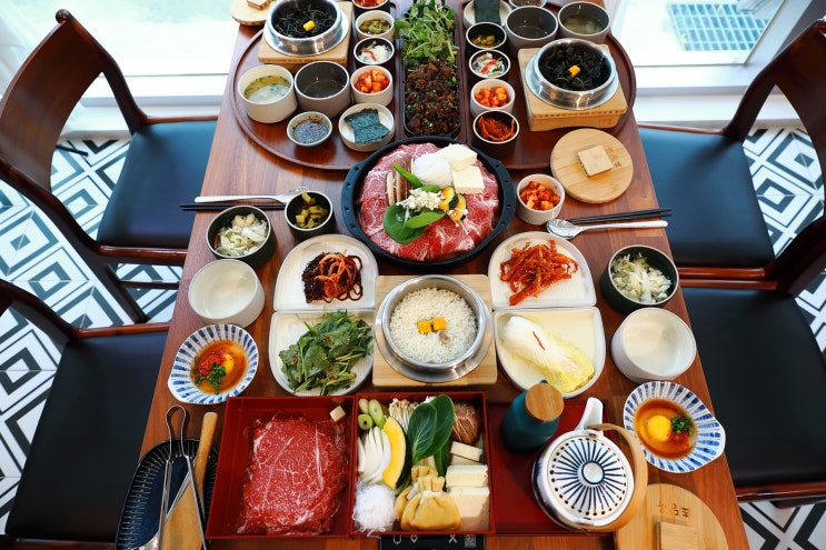  필수코스인 강릉 아르떼뮤지엄 맛집 초당옥