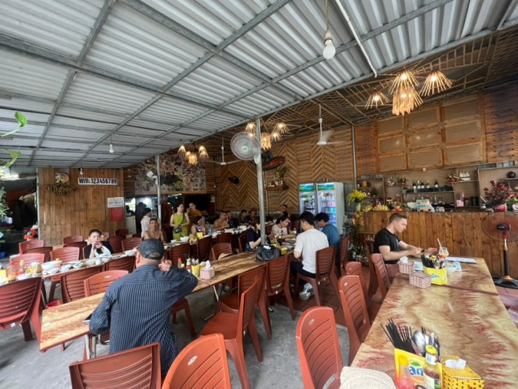  [베트남/깟바] 깟바섬 최고 맛집 Yummy2 Restaurant 맛과 가성비 둘 다 잡은 곳