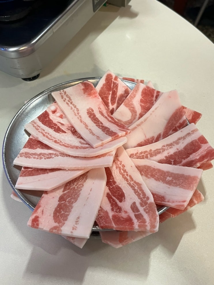  [망원]행진 : 망원 레트로감성 가득한 냉삼맛집 삼겹살맛집