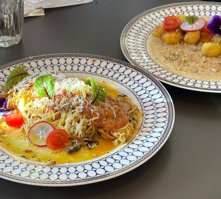  신용산역 맛집 추천, 요즘 핫한 용리단길  "느루" 솔직후기 (+브리커피)