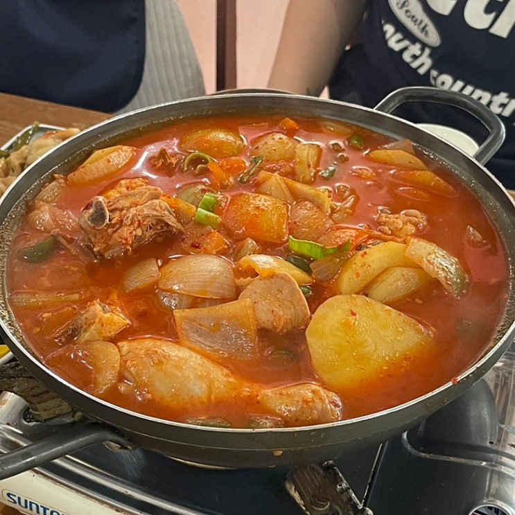  상수맛집 : 닭볶음탕,김치찌개 로컬 안주 최강집 여기가 거기
