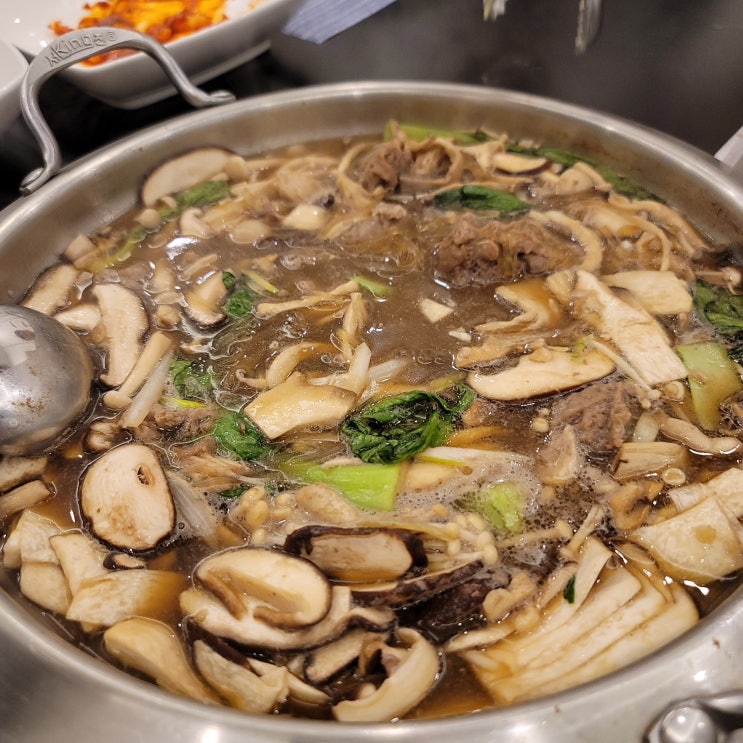 주기적으로 작품전시회도 열리는 기흥 한정식 맛집 호생원 두번째 방문후기(호생전 : 신야 조정욱작가) 주기적으로 작품전시회도 열리는 기흥 한정식 맛집 호생원 두번째 방문후기(호생전 : 신야 조정욱작가)