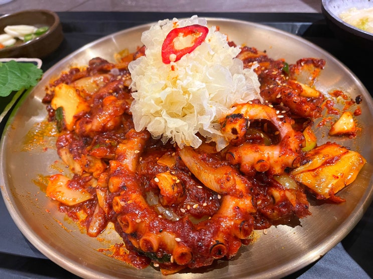  광안리 밥집 바다를 품은 낙지 한상 낙불집 광안리점