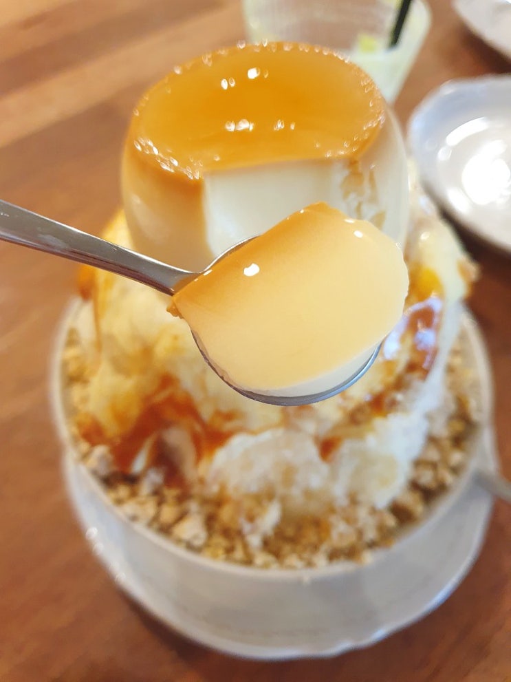  말랑쫀득 푸딩과 함께한 잠실 데이트, 카페 재해석 푸딩빙수