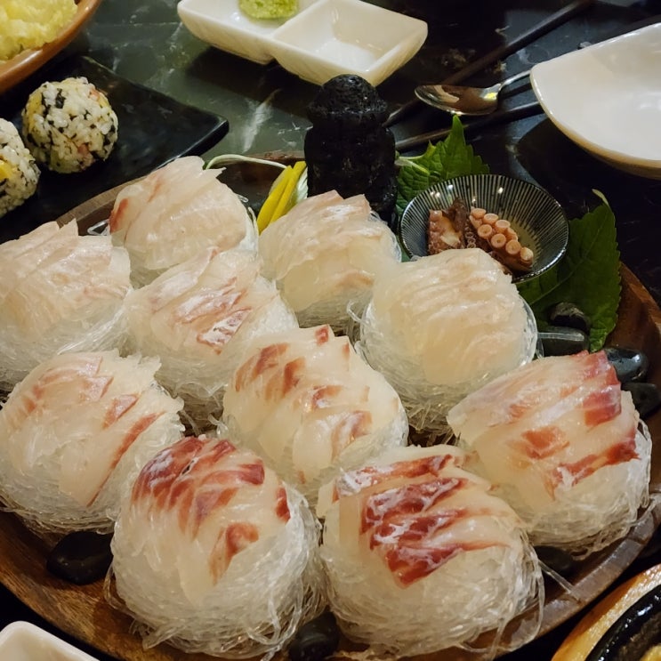  광주 금호동횟집 예송 자연산해산물 전문점