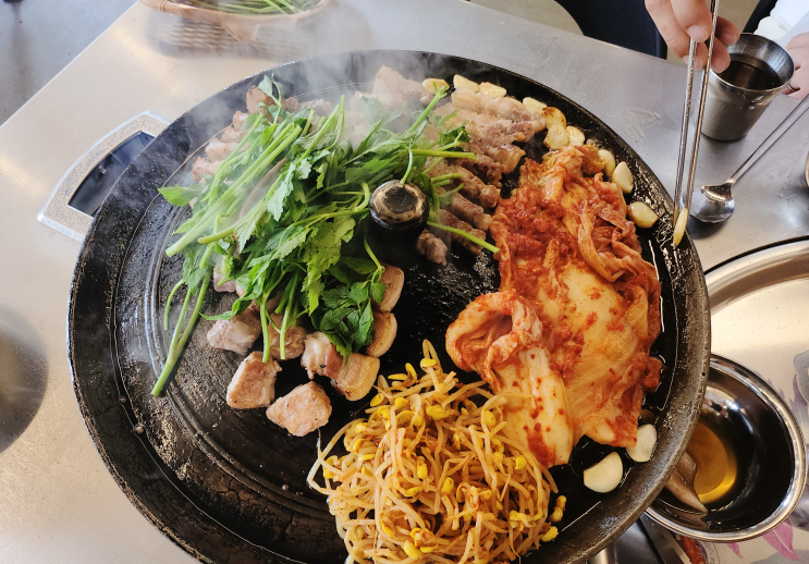  아산 탕정 맛집 목구멍 구워주는 삼겹살, 폼 미쳤다