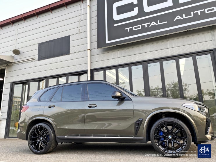  BMW X5M 809M 휠수리 후 블랙유광 휠도색