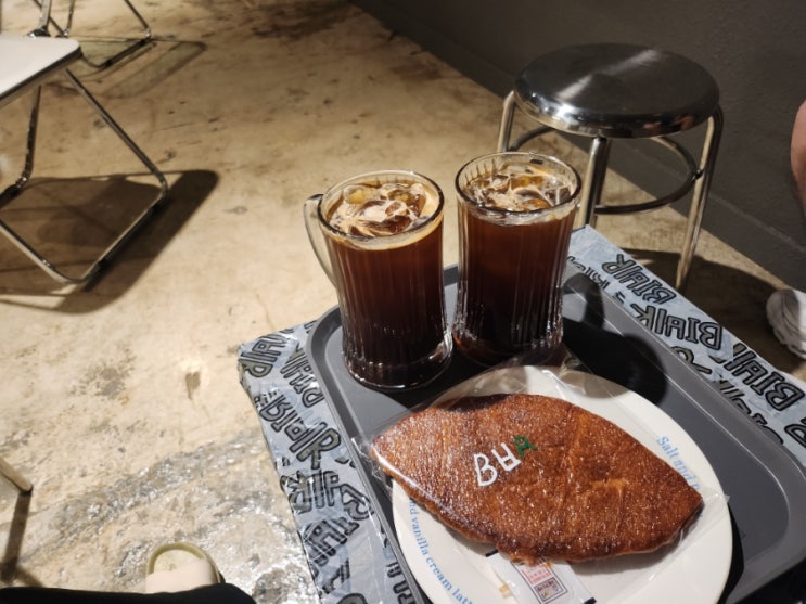  김천 신상 카페 추천, 김천 커피 맛집 | 비비알 BI비R BㅂR