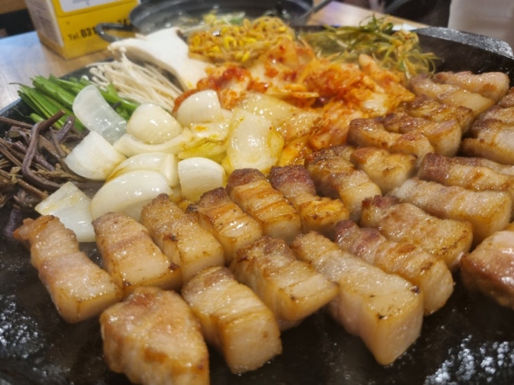  워터에이징 숙성으로 진짜 맛있는 산본삼겹살 돼지금고
