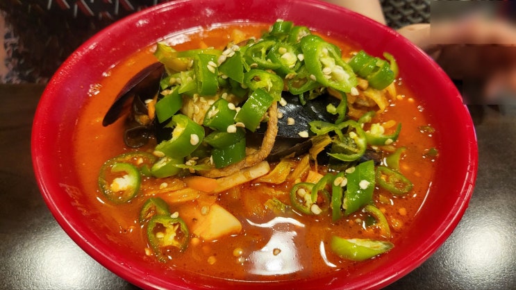  포항 24시간 운영하는 중국집 <홍콩반점>