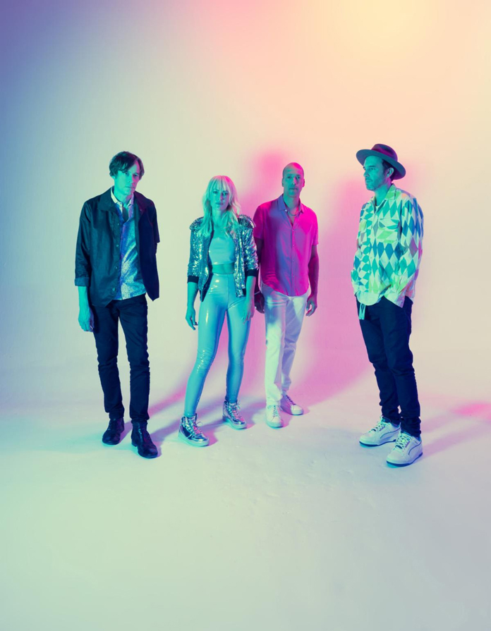 Metric, 'Just the Once' 새로운 앨범 동영상