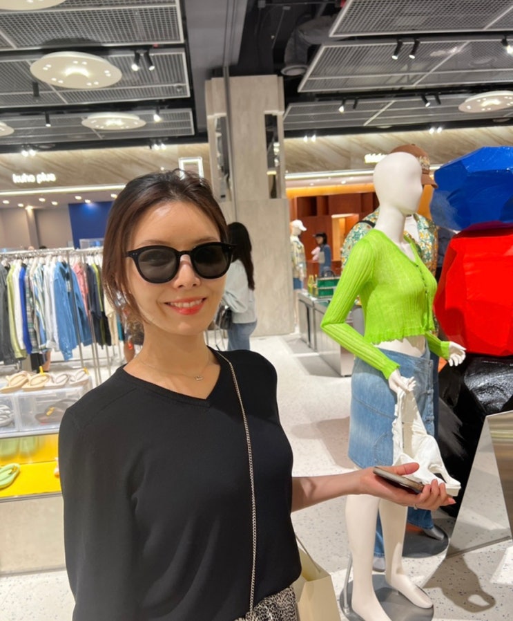  젠틀몬스터 랭 - 유행 안타는 선글라스 내돈내산 착용 후기 / 판교 현대백화점