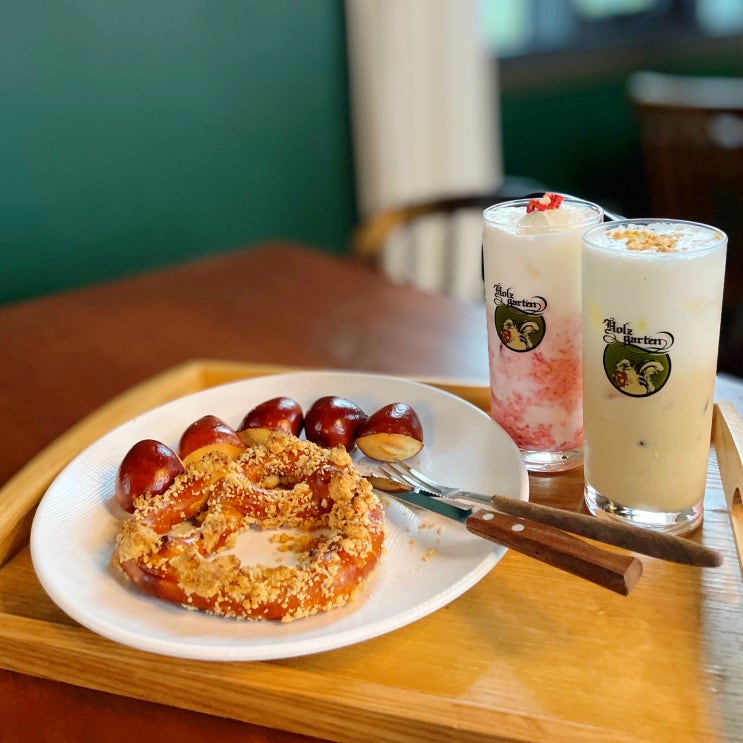  여주 애견동반 카페 브레첼 맛집 홀츠가르텐