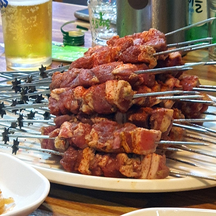  신선한 양꼬치가 가득!! 모임하기두 좋아!! 처음먹는 지삼선도 짱맛있구여 '광주 서구 운천역 맛집 <천리향>'