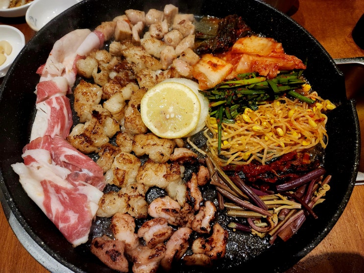 창원 상남동 고기집 맛집 꽃돼지식당 양대창세트