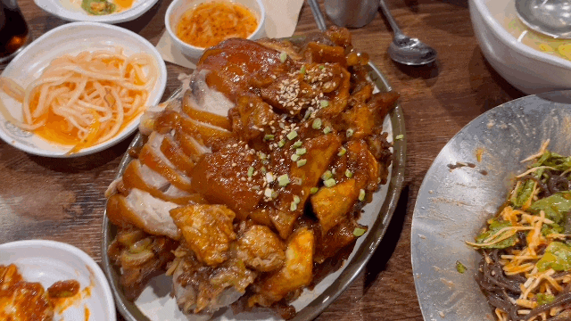  강남역 맛집/ 강남 족발 맛집/ 뽕나무쟁이 뽕족 내돈내산 후기