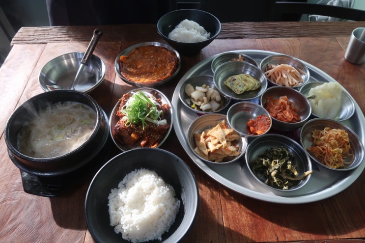  제주 한정식 맛집 고불집에서 고추장 불고기 정식 먹었어요.