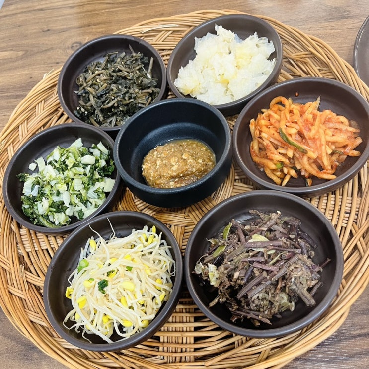  충북 단양 부모님과 함께 가기 좋은 청국장 보리밥 맛집: 보리곳간