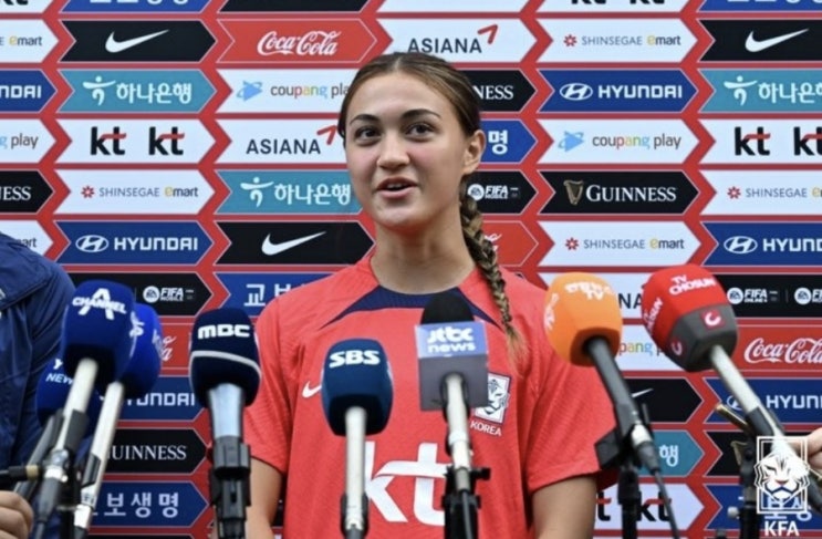 한국<b>여자축구대표팀</b> 혼혈선수? <b>케이시 유진 페어</b>, 월드컵... 