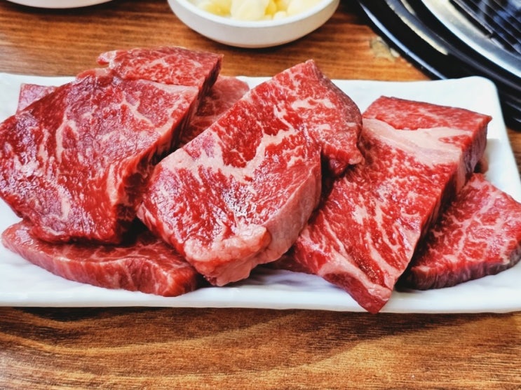 만수동 고깃집 무생채와 곁들이는 한우 암소 맛집 우돈가 만수동 고깃집 무생채와 곁들이는 한우 암소 맛집 우돈가