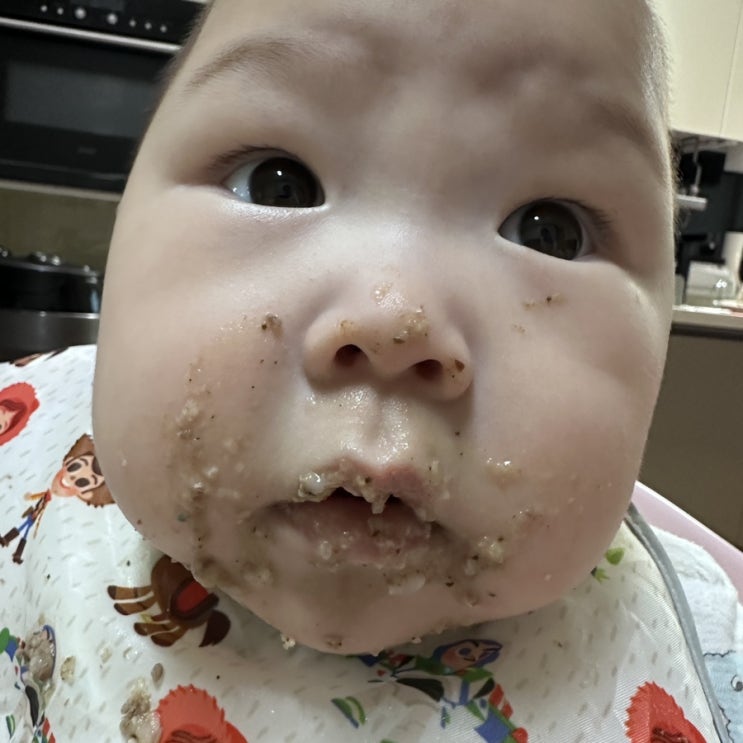 -홍삼이 230일- 하루종일 놀기바쁜 홍삼이 / 7개월먹태기 / 바나나분유빵 / 7개월아기일상
