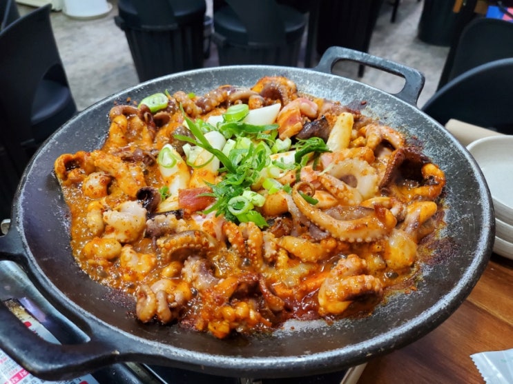  [을지로 맛집] 힙지로 마포쭈꾸미 철판 위 쭈꾸미삼겹살