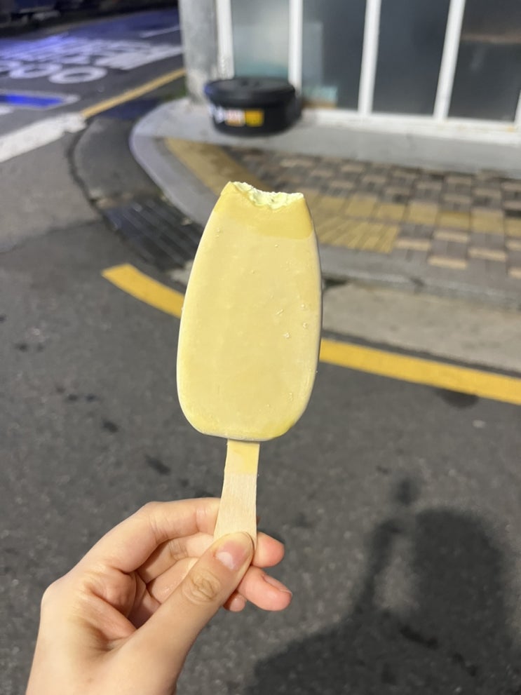  후덥지근 불쾌지수 올라가는 뜨거운 여름! 더위야 가라~ 시원한 음식을 사진과 함께 공유해 주세요~