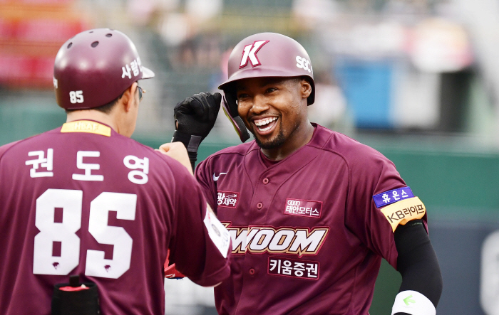 [2023시즌 KBO 프로야구]<b>키움</b>히어로즈 대체 외국인 <b>타자 도슨</b>... 