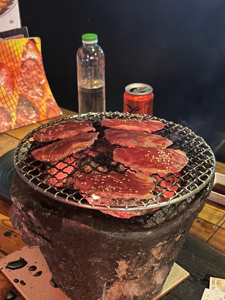  치앙마이고기집 치앙마이야키니쿠 숯불로 구워먹는 야키니쿠 치앙마이호루몬 Chiangmai Horumon チェンマイホルモン 치앙마이호르몬 산티탐맛집