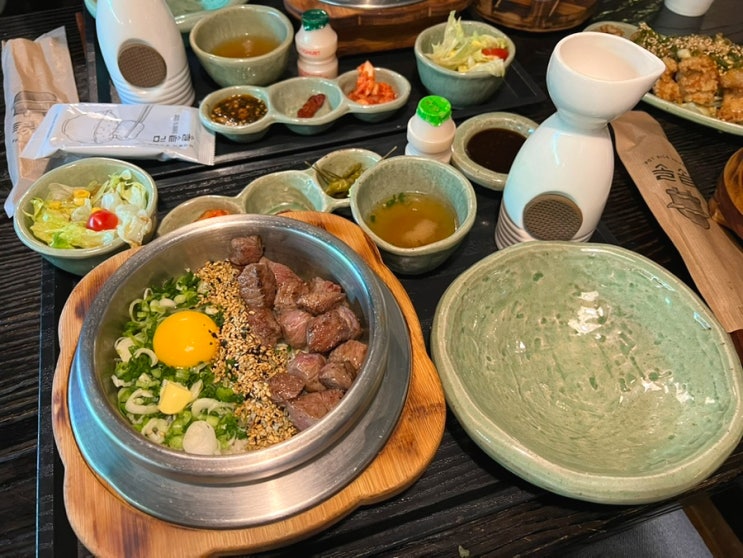  [청담/ 압구정 로데오 맛집] 한식 솥밥이 유명한 솔솥 솔직후기ㅣ스테이크 덮밥 내돈내산
