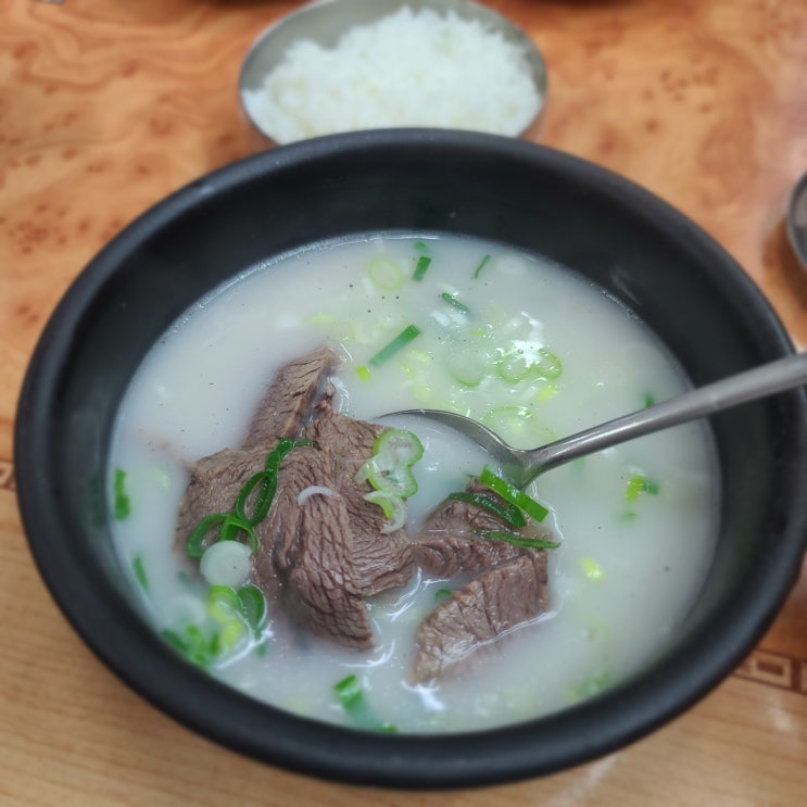  설렁탕과 곰탕 맛집으로 통하는 마산곰탕