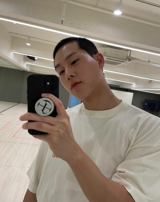 <b>몬스타엑스 주헌</b> 오늘 입대 <b>주헌</b> 프로필 나이 키 소속사 근황... 