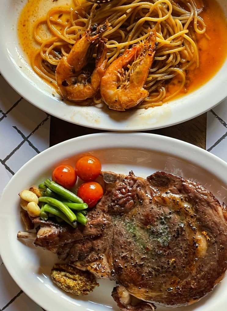  대전 둔산동 스테이크 맛집 스모키하우스에서 스테이크와 대하파스타 먹고 쓰는 내돈내산 후기