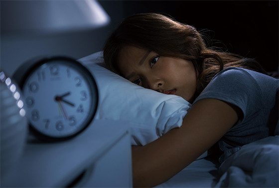 잠드는데 30분 초과 지속되면 사망위험 2배 좋은 8가지 생활습관 24년 수명 연장해줘