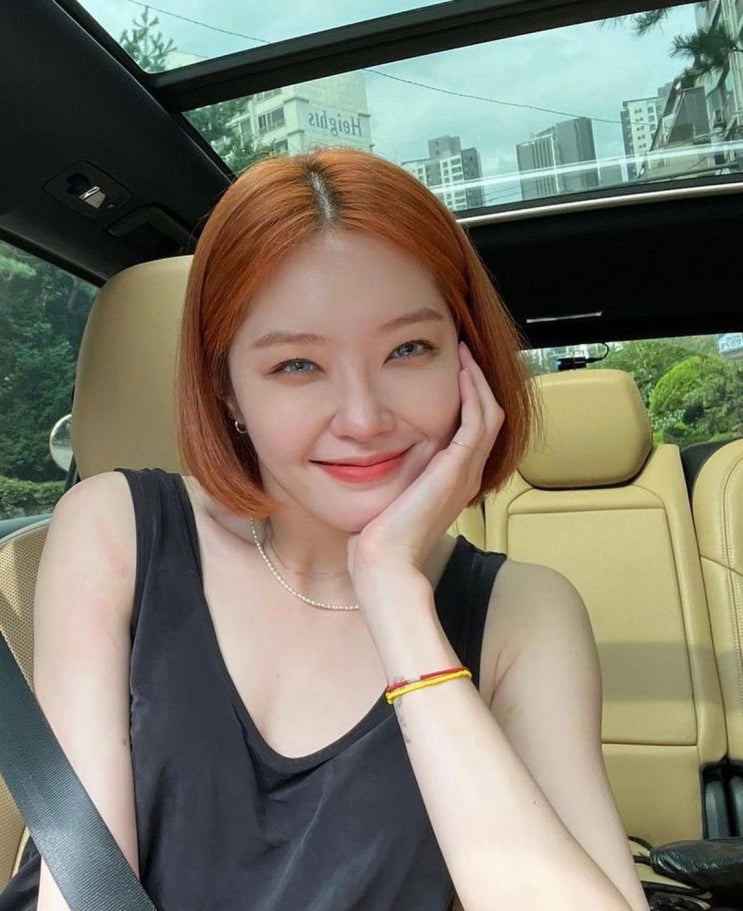 "결혼 다시 해도 되겠다" 김새롬, 이혼 7년 만에 재혼에 긍정적 반응 보여 "결혼 다시 해도 되겠다" 김새롬, 이혼 7년 만에 재혼에 긍정적 반응 보여