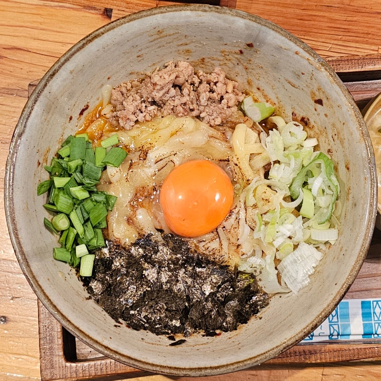 [일본 오키나와 여행13] 오키나와 맛집: 나하 국제거리 마제멘 마호로바 - 매운 마제소바 치즈/웨이팅/메뉴/다시마 식초