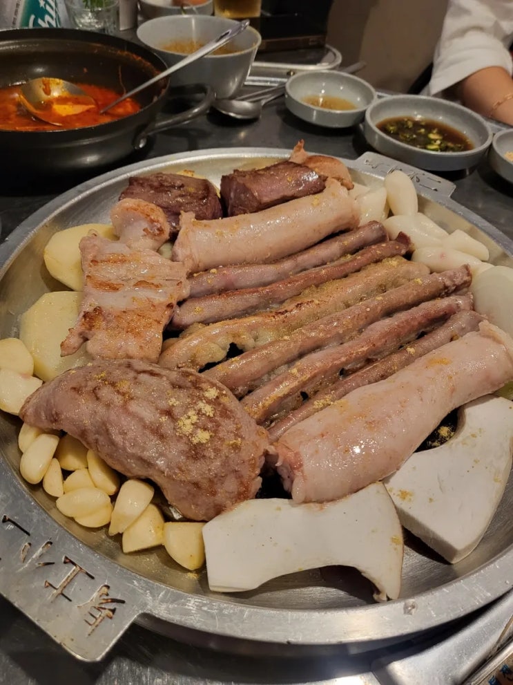  [사당 토방소곱창] 비주얼 끝판왕 친절한 곱창집