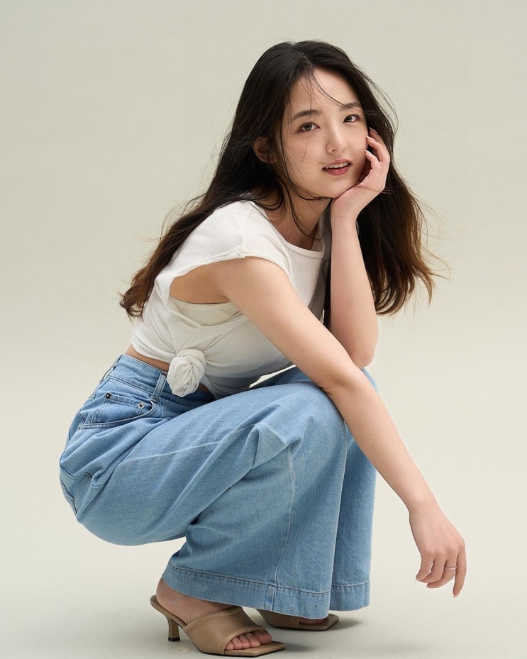 서신애, 3개월여 만에 올린 근황…오프숄더 원피스 입고 뽐낸 청순 미모 서신애, 3개월여 만에 올린 근황…오프숄더 원피스 입고 뽐낸 청순 미모