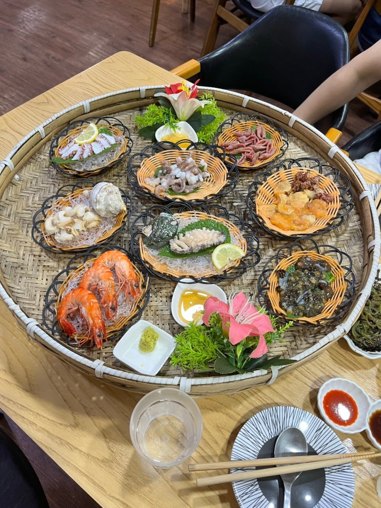  부산 광안리 오션뷰 가성비 좋은 해산물 모듬 맛집: 소쿠리