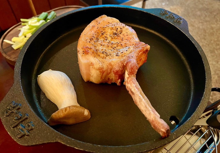  하남미사 고기집 뼈등심구이 삼겹김치지짐이가 맛있는 미사역 맛집 : ) 방이옥
