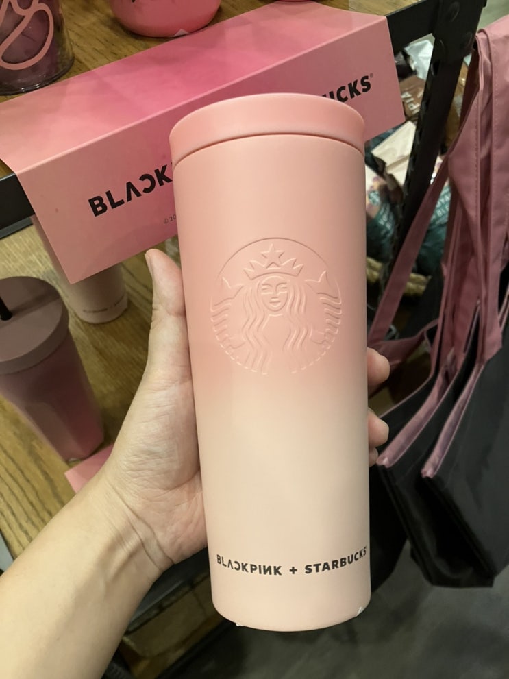 스타벅스 블랙<b>핑크</b> 콜라보 MD <b>텀블러</b> 워터보틀 키링 혹시... 