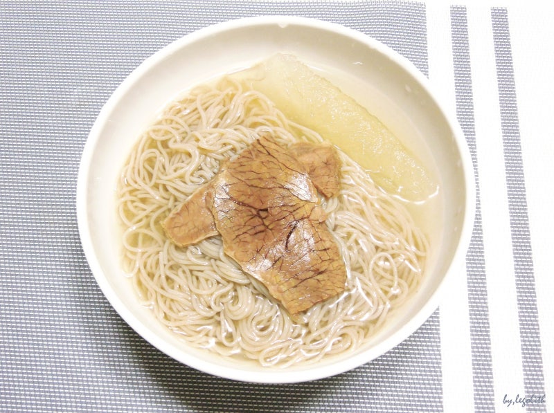슴슴한 감칠맛 여름 별미 얼음 동동 비비고 평양 냉면 먹어본 후기