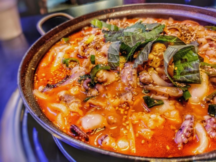  신촌 분위기 좋은 술집, 홍대원조낙곱새, 홍대맛집