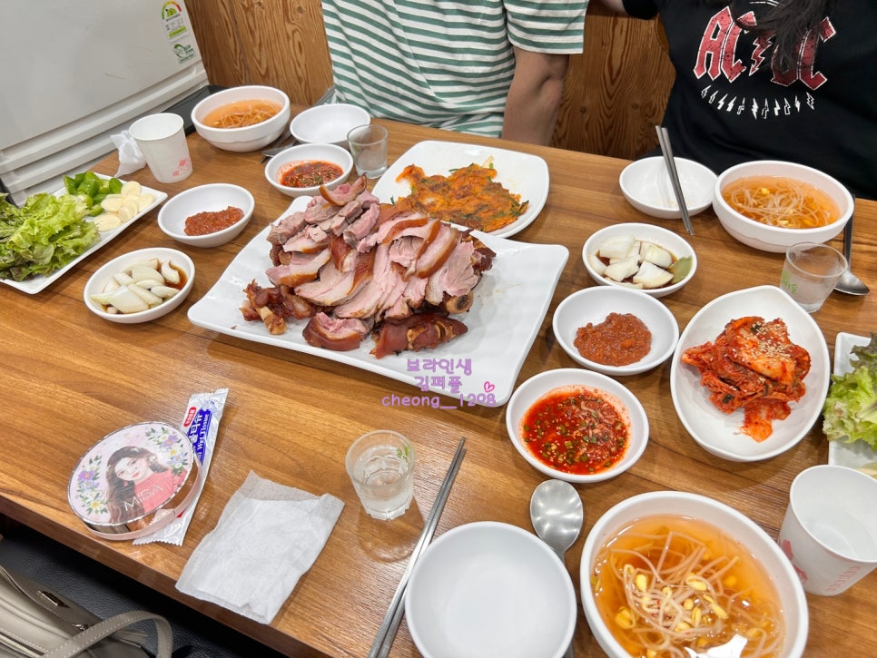 장군왕족발 사진 3