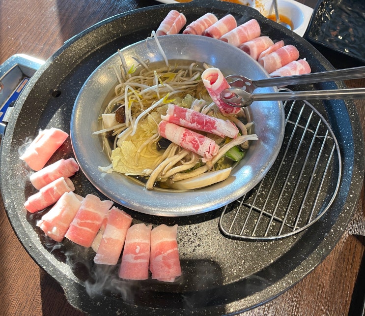  부산롯데월드맛집 샤브쌈주머니 오시리아점 무한리필 샐러드바 놀이방보유