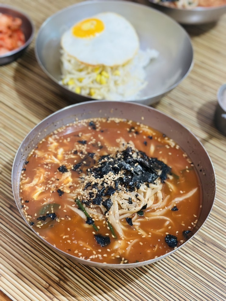  강릉 최애 장칼국수 맛집. 금학 칼국수. 애견 동반 식당. 중앙시장 주차 꿀팁!